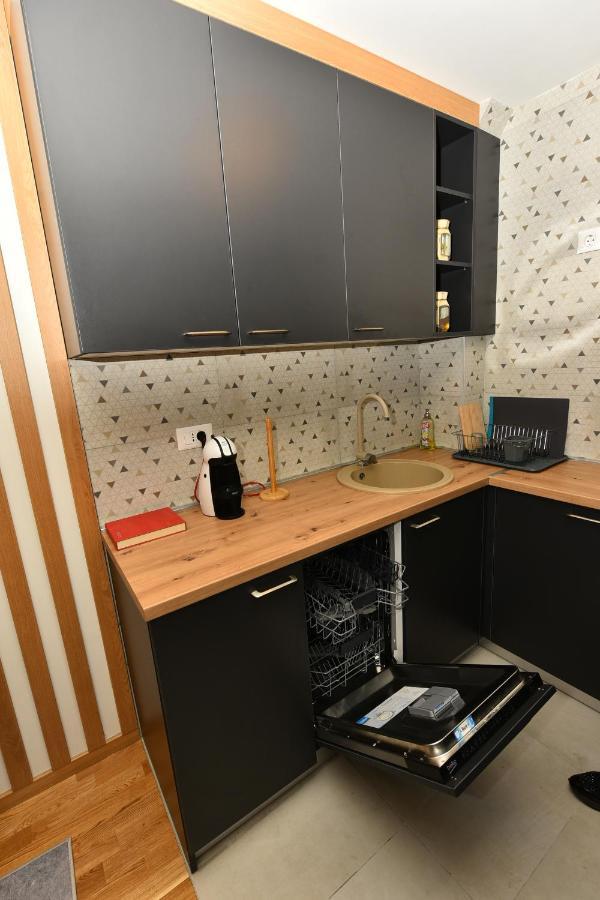 Grand Lux Apartman Čačak Exterior foto
